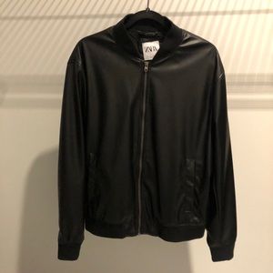 Black Zara faux leather bomber jacket size large NWOT